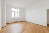 3-Zimmer Altbau Erstbezug im 7.Bezirk! Perfekt für eine WG! - Bild