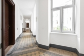 Traumhafte Altbauwohnung nur wenige Minuten von der WU entfernt! TOP ERSTBEZUG! - Bild
