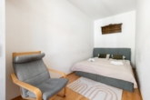 Bild - Preis-Leistungs-Hit! 3-Zimmer-Altbauwohnung mit TERRASSE im 4. OG