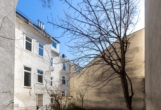 Traumhafte Altbau-Wohnung mit BALKON! Perfekte Raumaufteilung! - Bild
