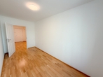 Bild - Seltene Chance im 6. Bezirk: Günstige 4-Zimmer-Wohnung inkl. Garagenplatz!