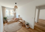Bild - Schnäppchen: Sanierte 4-Zi.-Wohnung – bereit für Einzug oder Vermietung!
